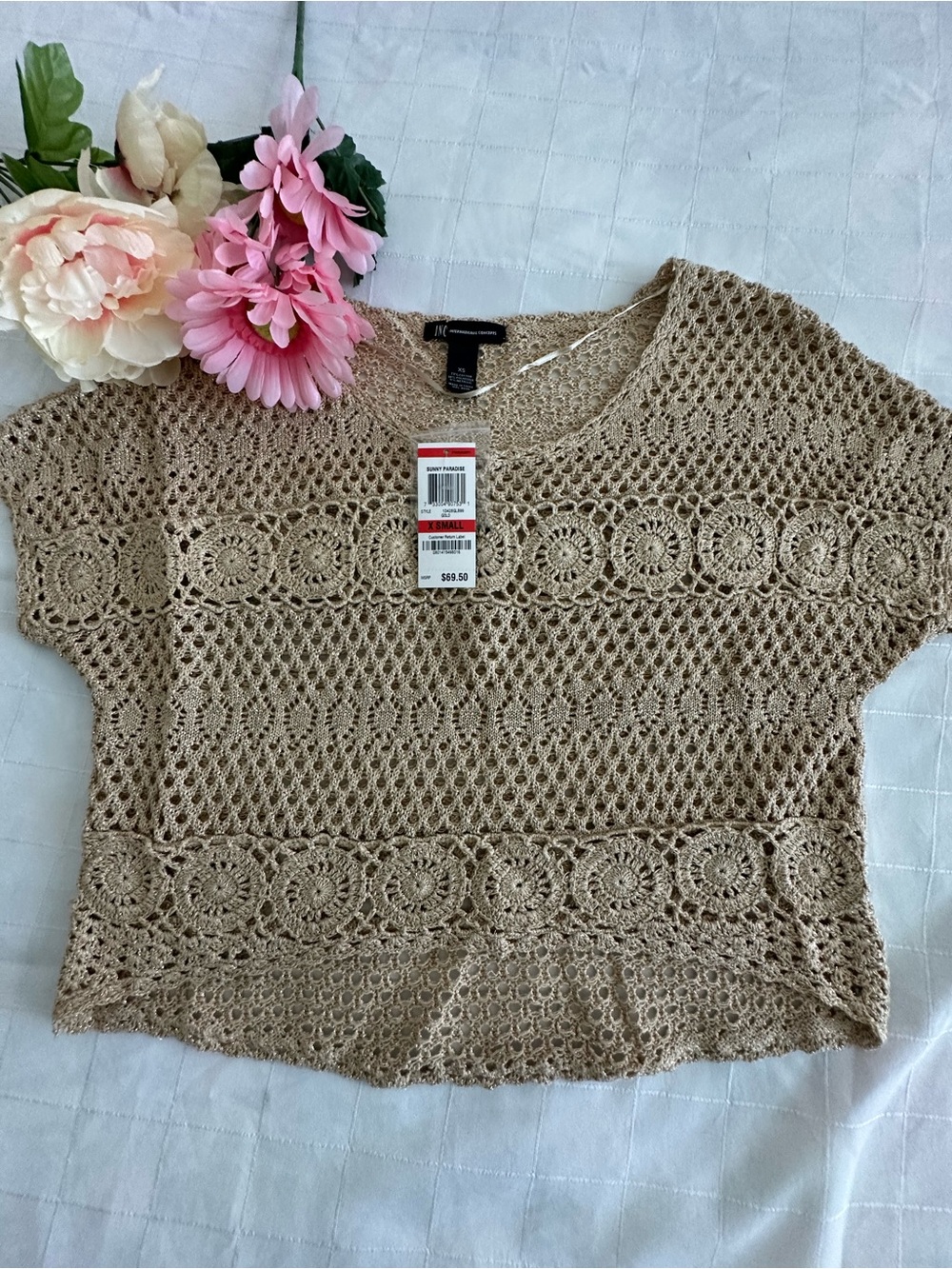 INC NWT Crop Crochet Knit Short Sleeve Top in Beige - Women